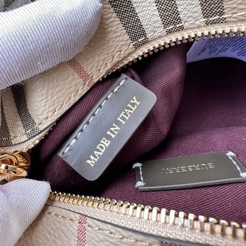 Burberry Speedy Style Small Crossbody Handbag 25 - Image 9