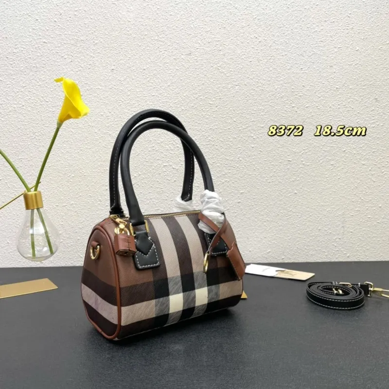 Alternative view of Burberry Speedy Bags-28