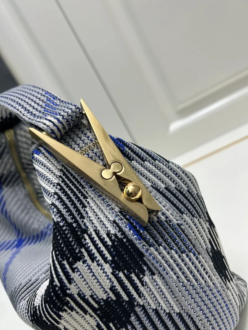 Burberry 8421 Gray Plaid Top Handle Hobo Bag - Image 4