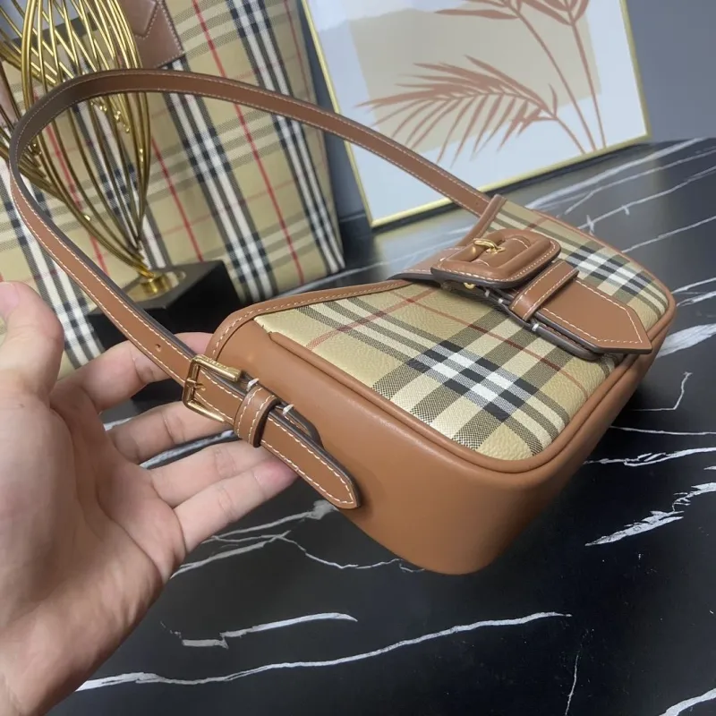Burberry Brown Vintage Check Shoulder Bag - Image 3