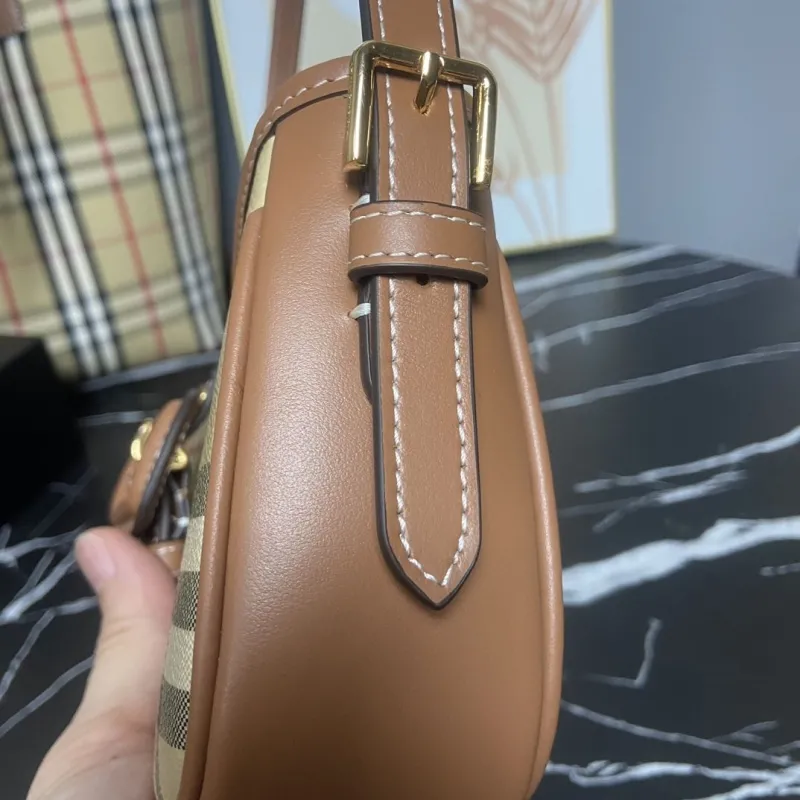 Burberry Brown Vintage Check Shoulder Bag - Image 8