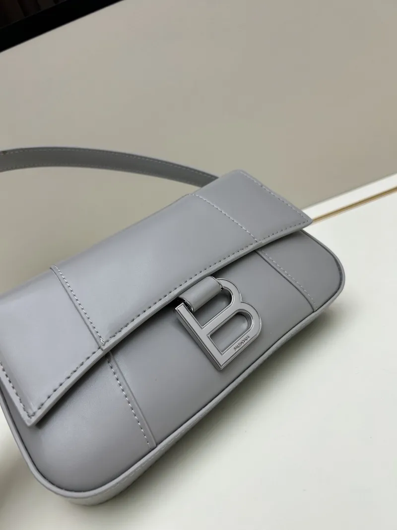 Balenciaga Gray Leather Crossbody Shoulder Bag 02606 - Image 4
