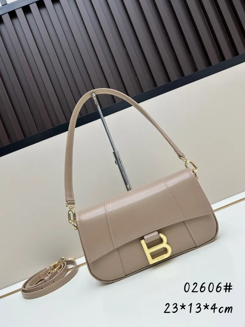 Burberry Beige Shoulder Crossbody Bag 02606