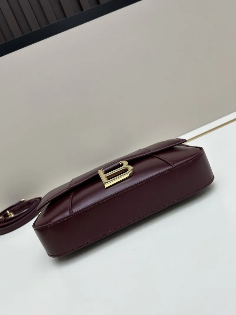 Burberry Burgundy Convertible Shoulder Bag 02606 - Image 5