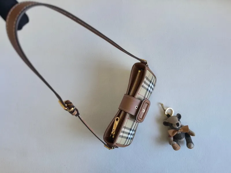 Burberry Vintage Check Shoulder Bag Brown Leather - Image 6