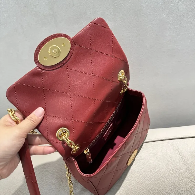 Burberry Red Quilted Chain Top Handle Bag - Image 8