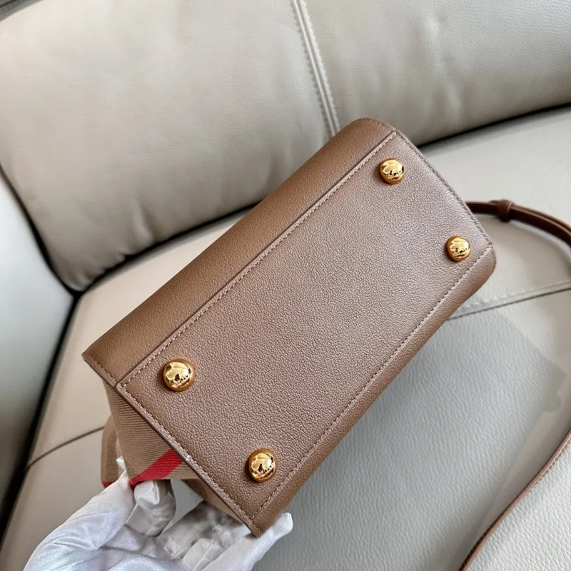 Burberry Brown Leather Top Handle Crossbody Bag - Image 6
