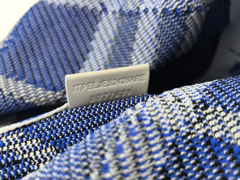 Burberry Blue Check Hobo Bag 81 - Image 8