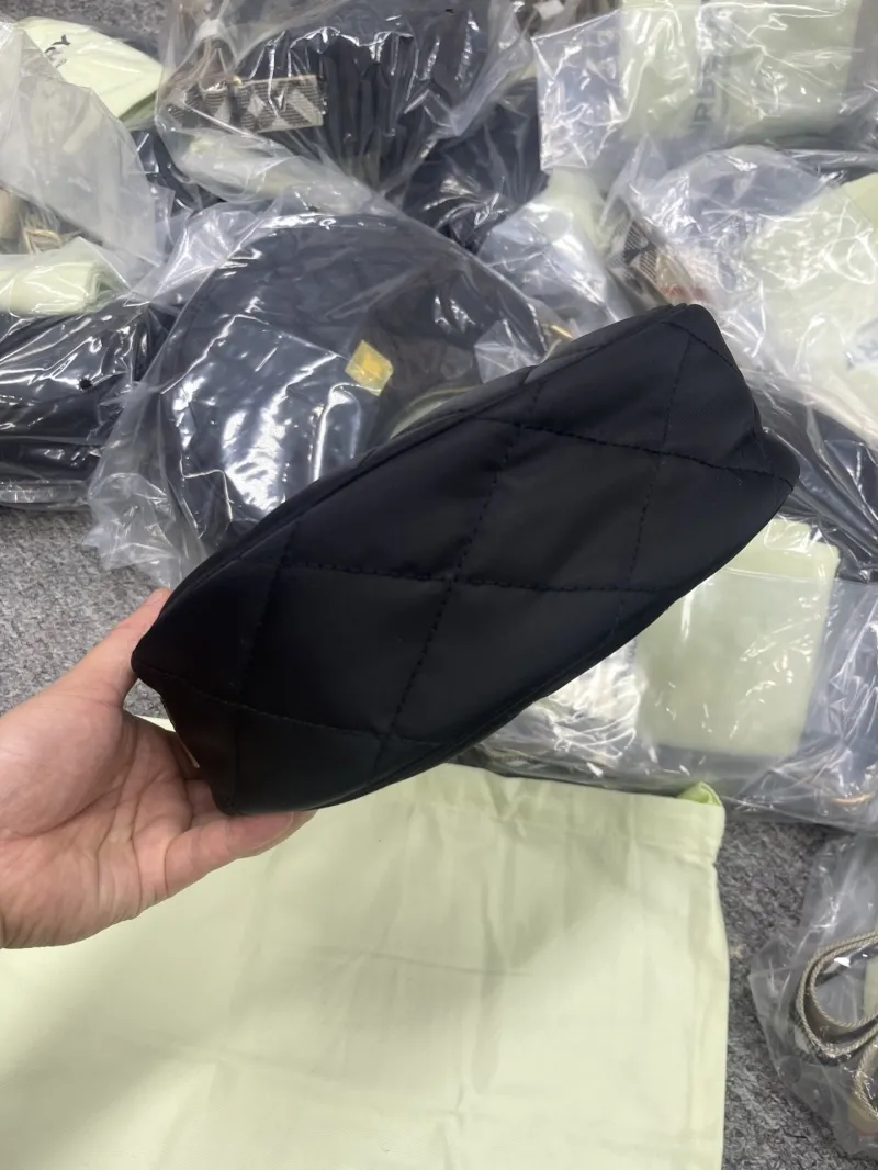 Burberry Black Quilted Crescent Crossbody Bag - Image 5