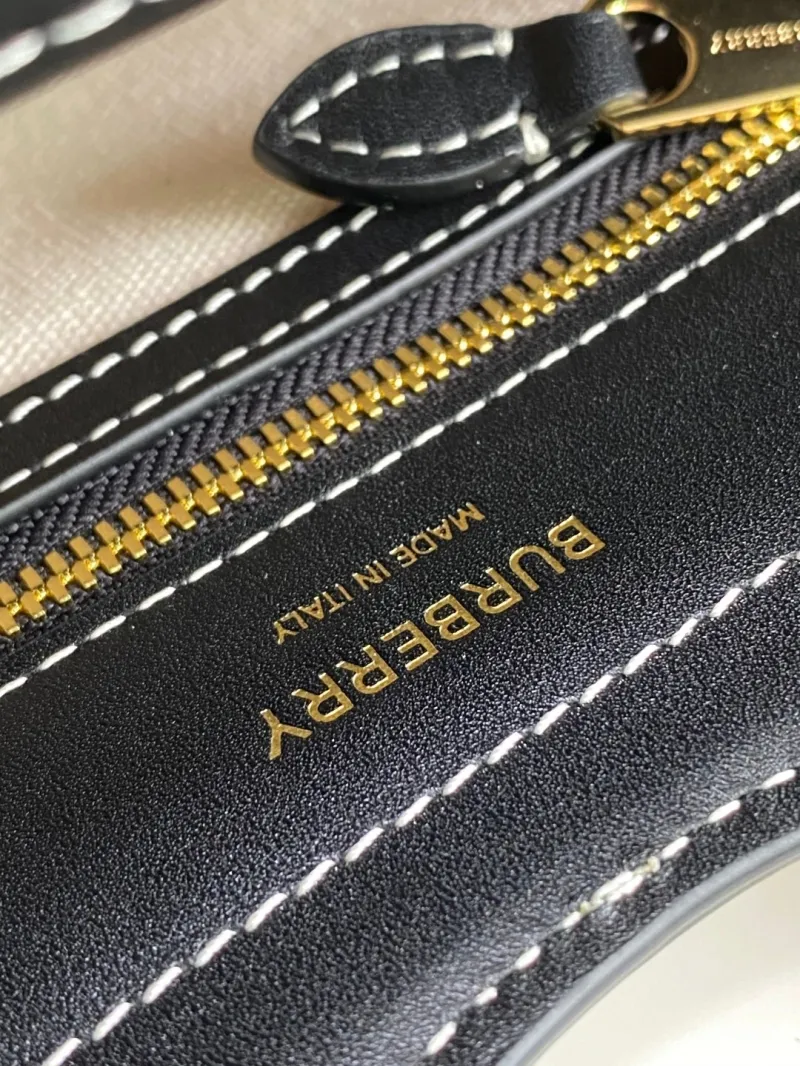 Burberry 8014776 Canvas Leather Crossbody Handbag - Image 8