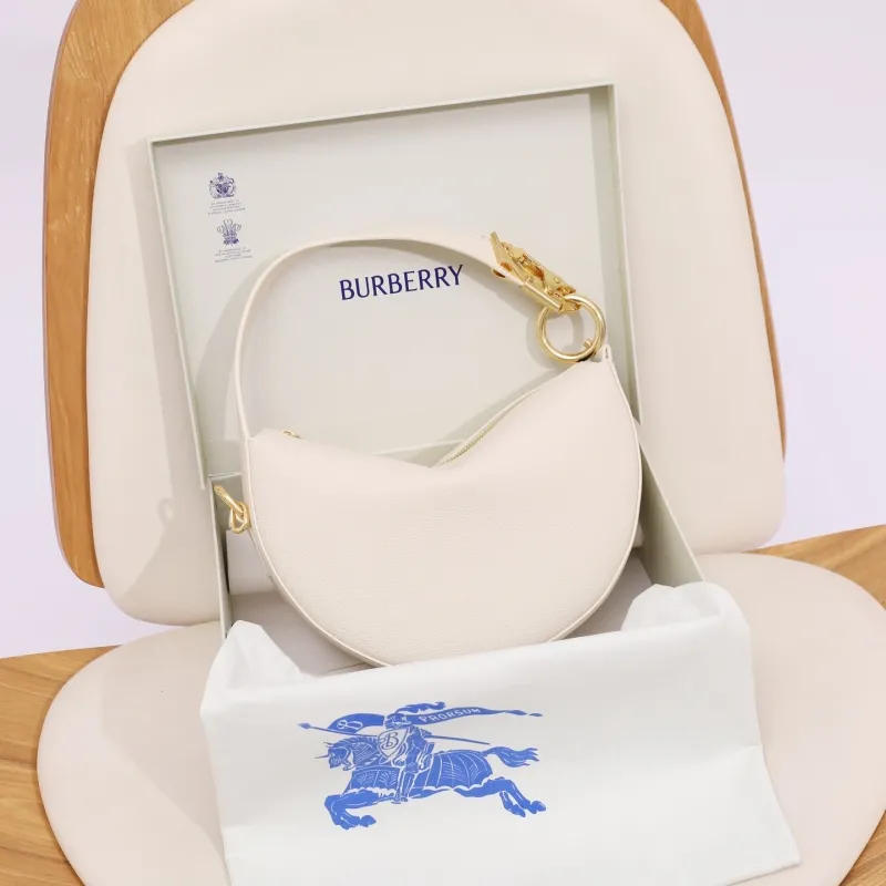 Burberry White Top Handle Leather Bag 122