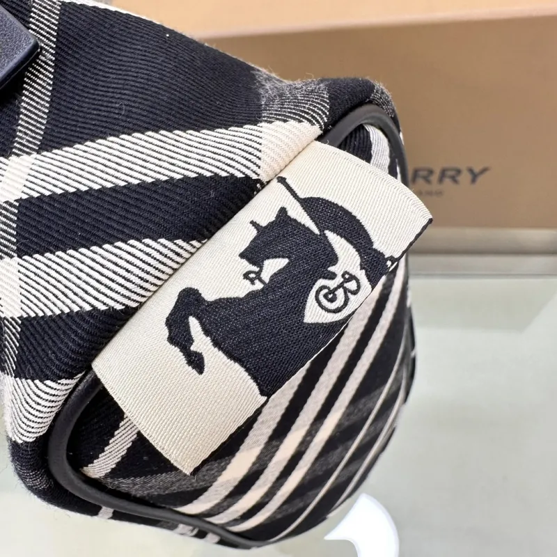 Burberry Black White Check Shoulder Bag - Image 7