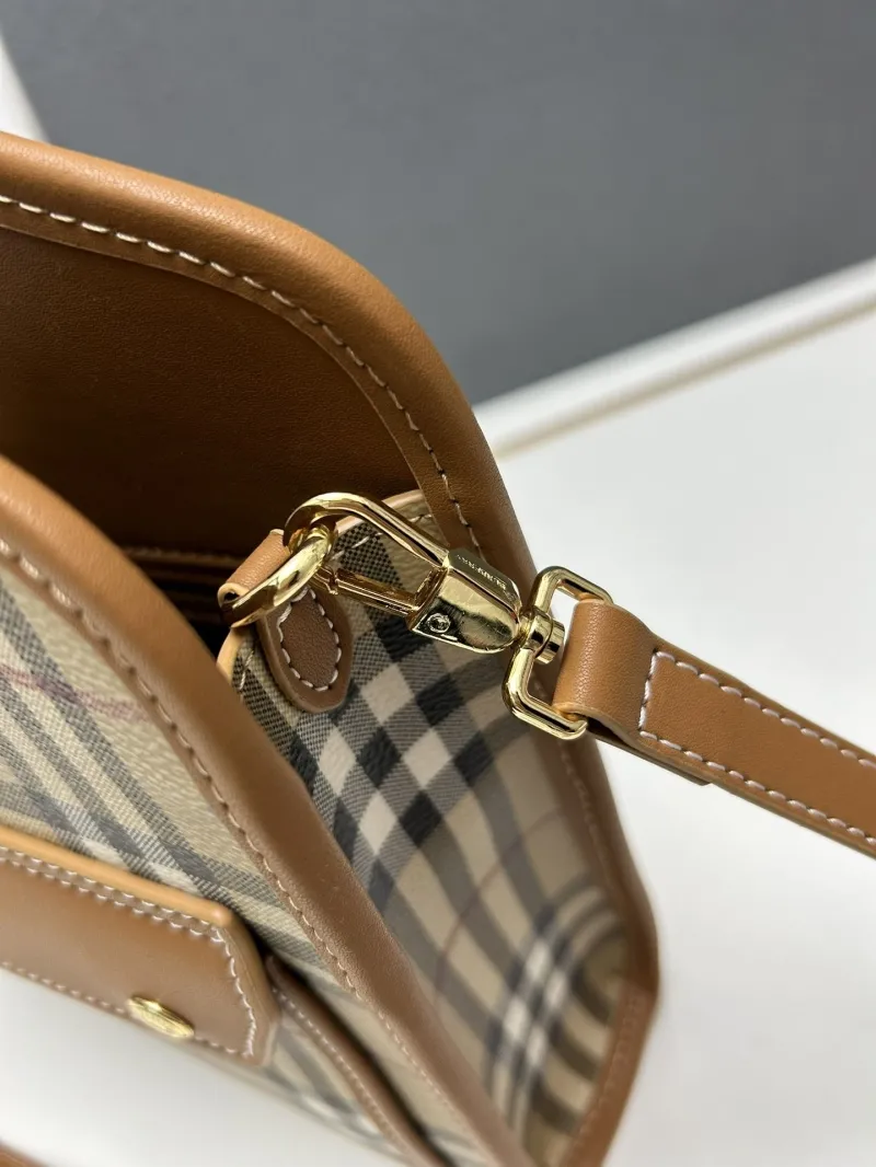 Burberry Vintage Check Crossbody Handbag 8320 - Image 6