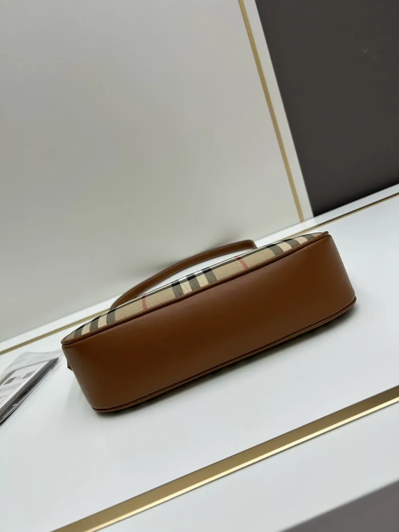 Burberry Vintage Check Underarm Shoulder Bag - Image 4