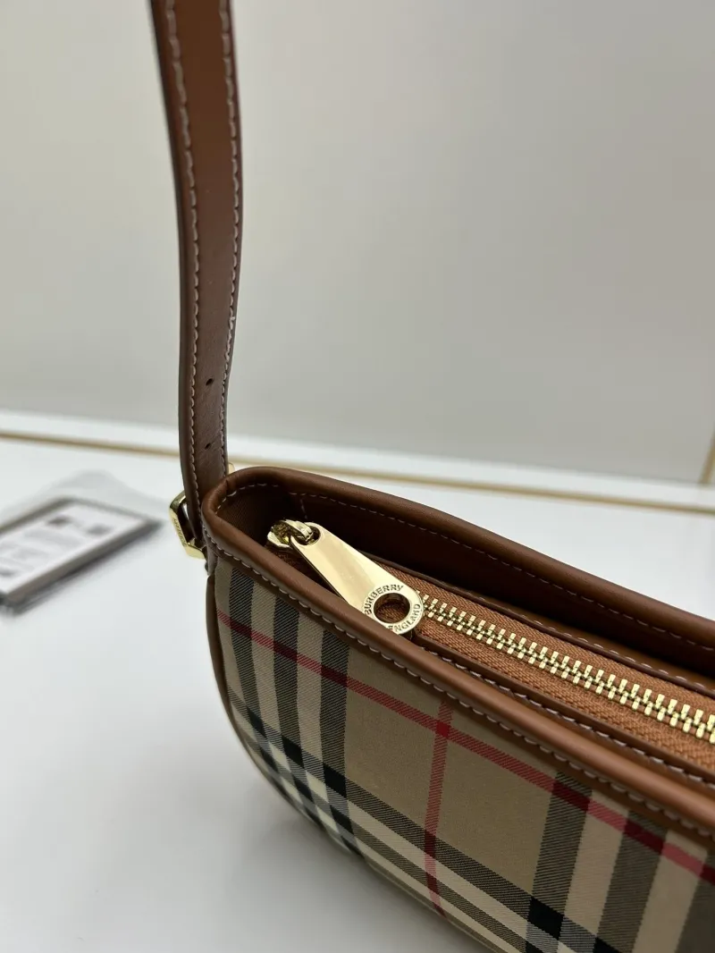 Burberry Vintage Check Underarm Shoulder Bag - Image 6