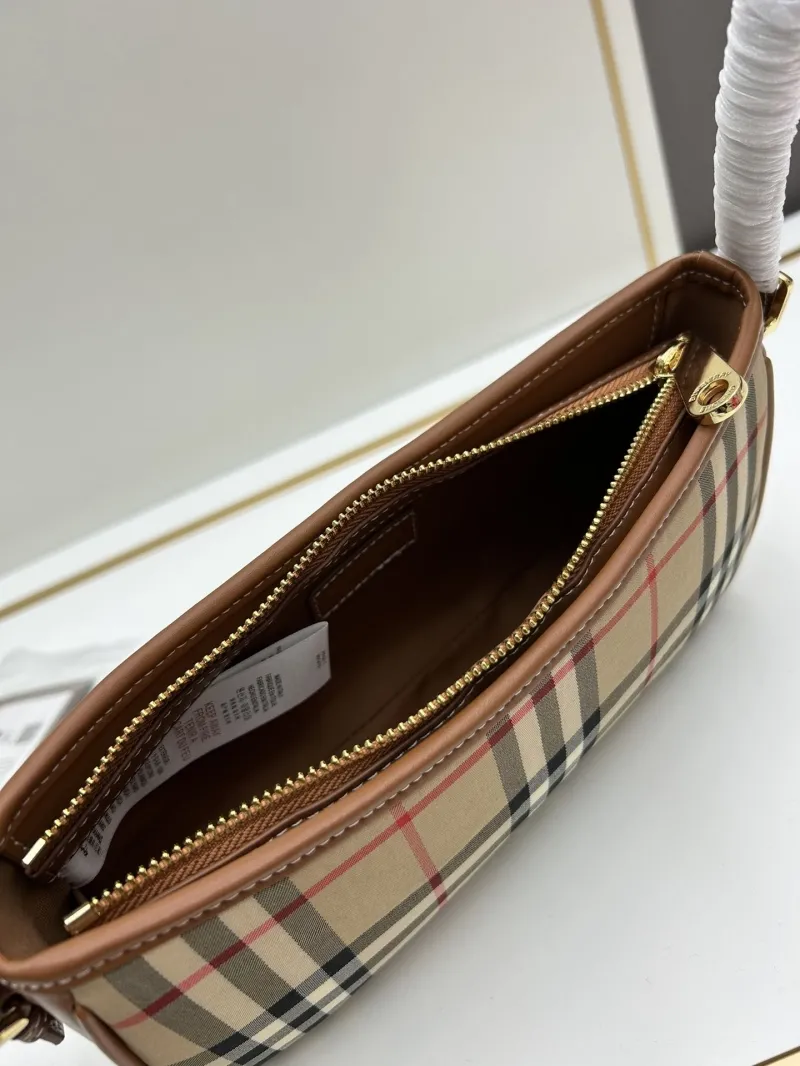 Burberry Vintage Check Underarm Shoulder Bag - Image 7