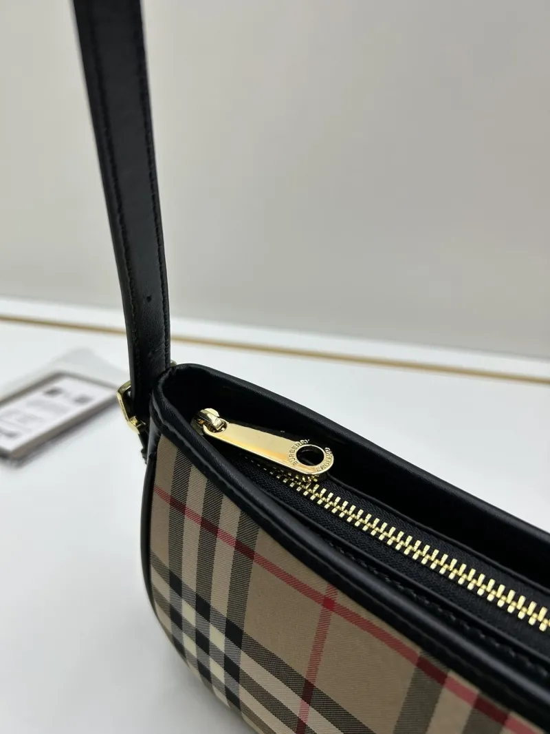Burberry Vintage Check Shoulder Bag 167 - Image 6