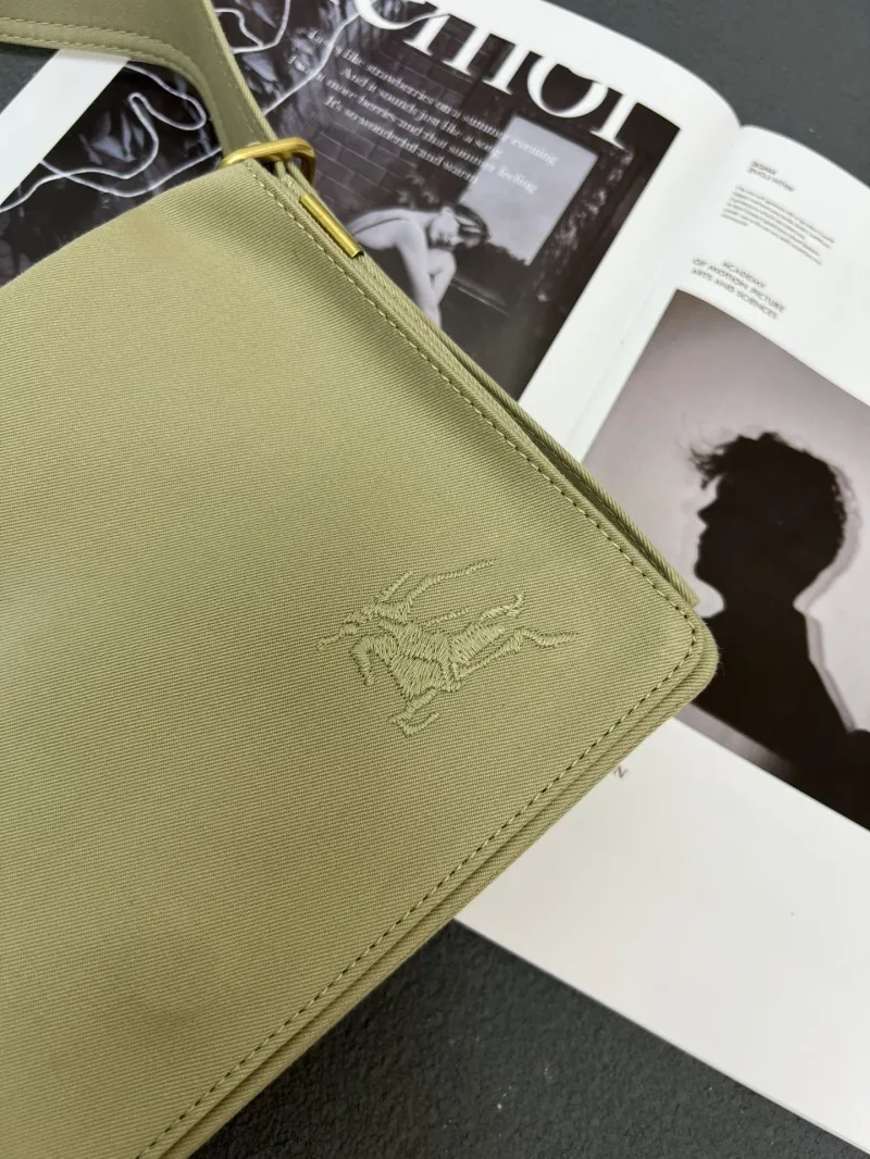 Burberry 8202 Light Beige Crossbody Bag - Image 5