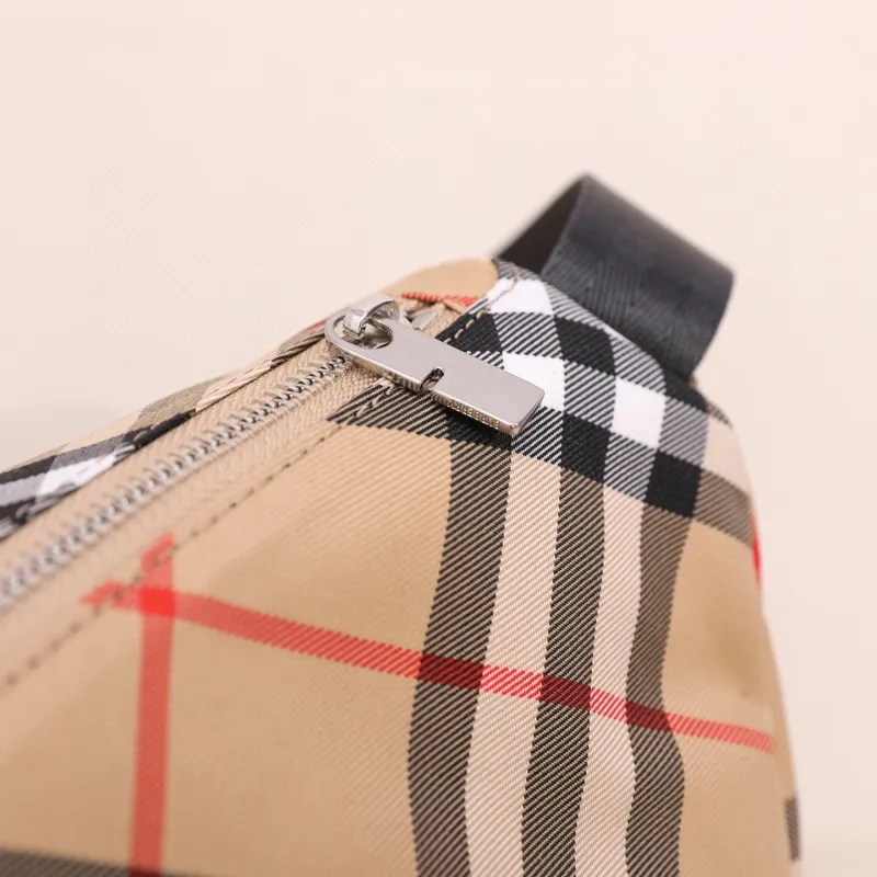 Burberry Vintage Check Waist Chest Pack - Image 7
