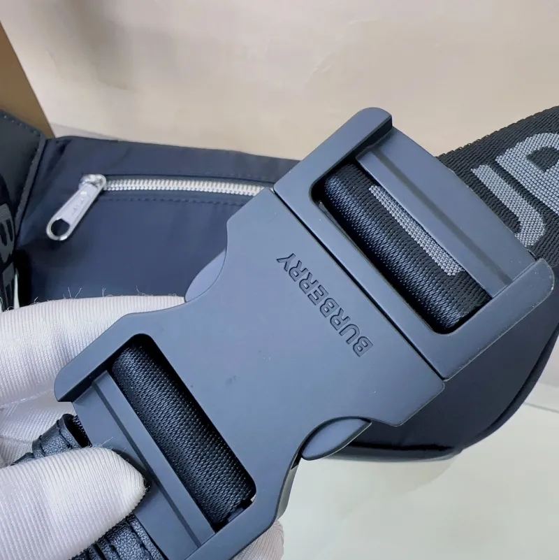 Burberry Navy Nylon Waist Pack - Image 4