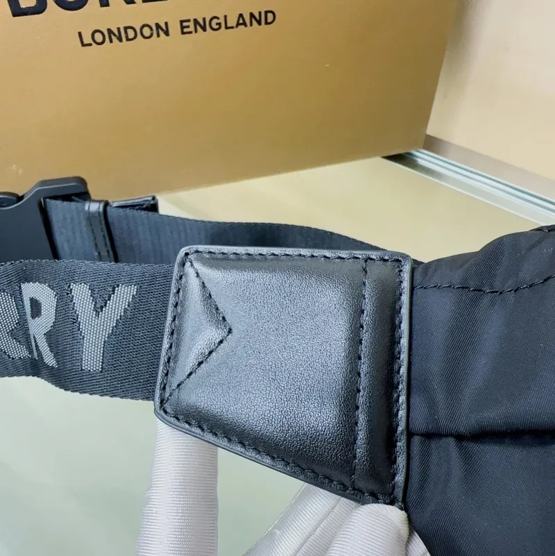Burberry Navy Nylon Waist Pack - Image 5