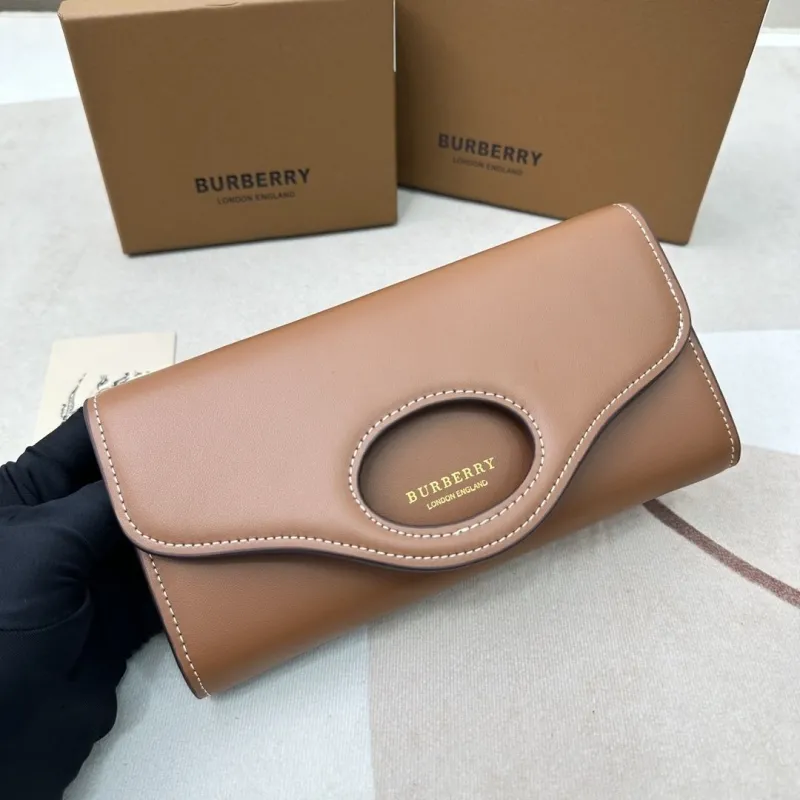 Burberry Wallets-15 - Image 4