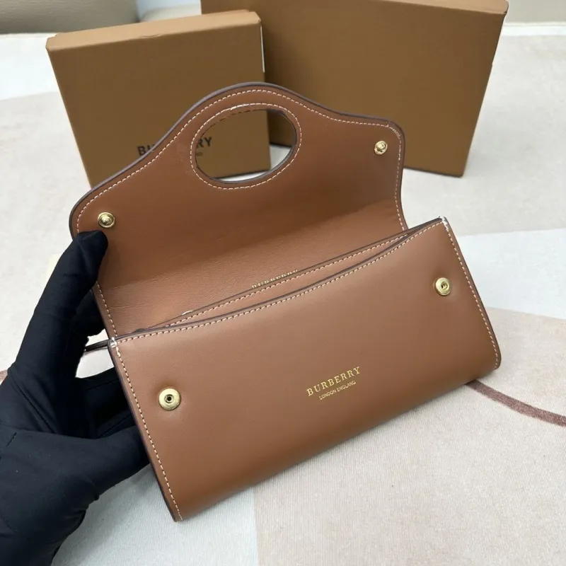 Burberry Wallets-15 - Image 5