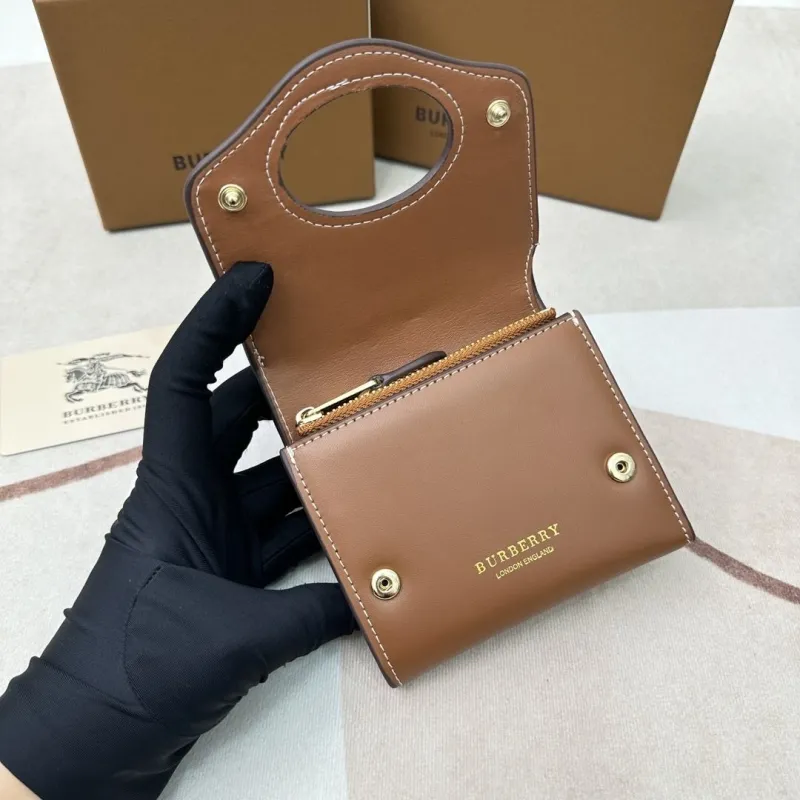 Burberry Wallets-16 - Image 5