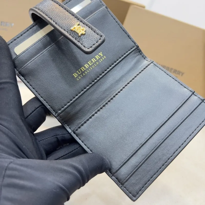 Burberry Wallets-19 - Image 4