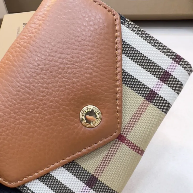Burberry Brown Check Pattern Trifold Wallet 1181 - Image 5