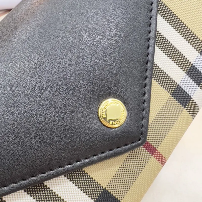 Burberry Wallets-28 - Image 3