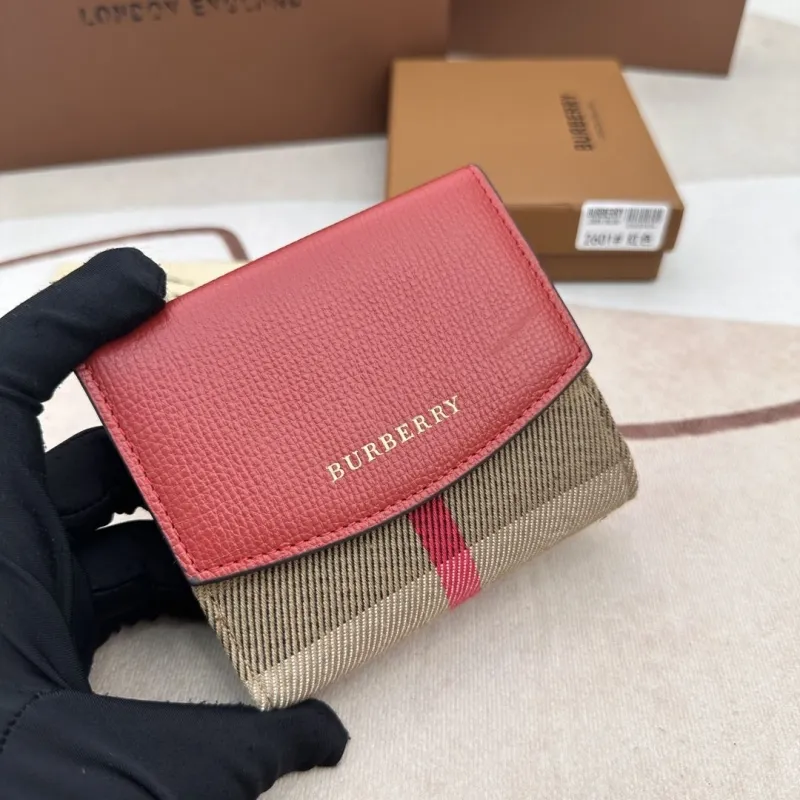 Burberry Red Compact Wallet 2601 - Image 3
