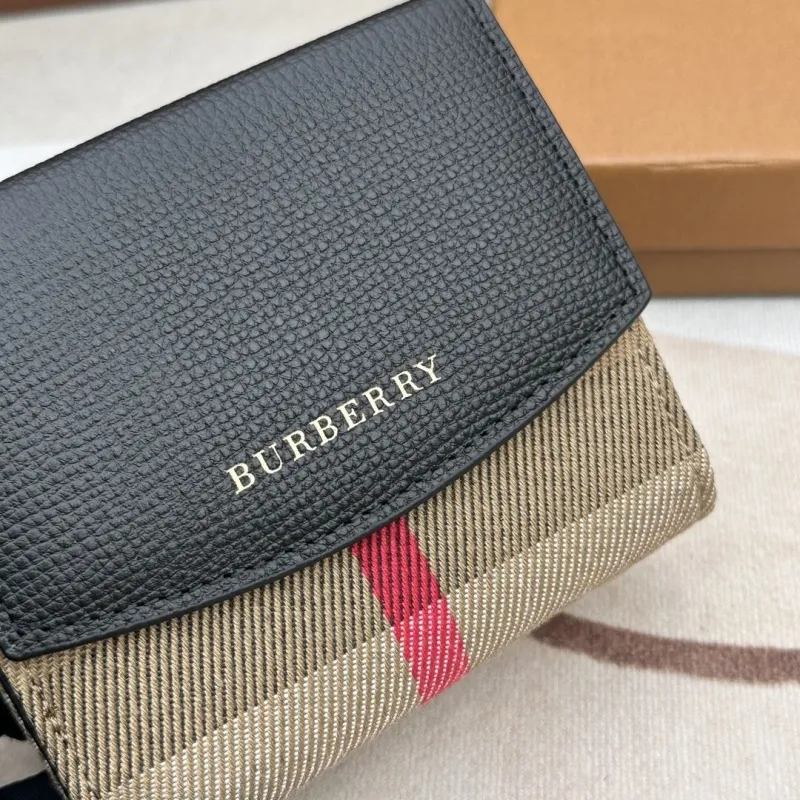 Burberry Black Small Wallet 2601 - Image 4