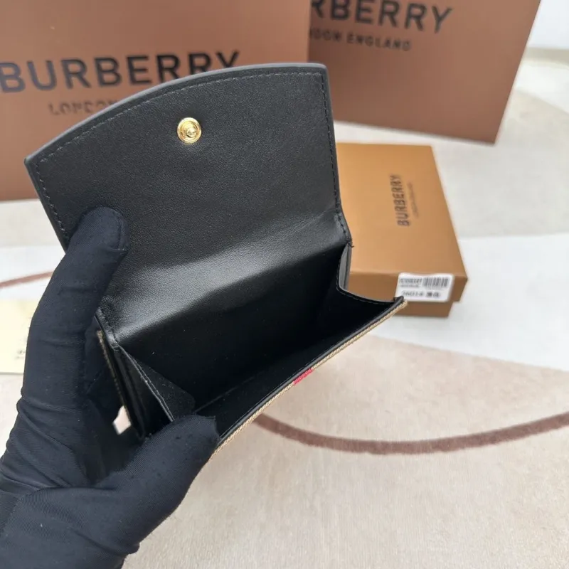 Burberry Black Small Wallet 2601 - Image 6