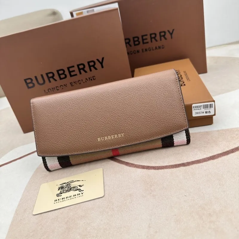 Burberry Brown Long Wallet 3957
