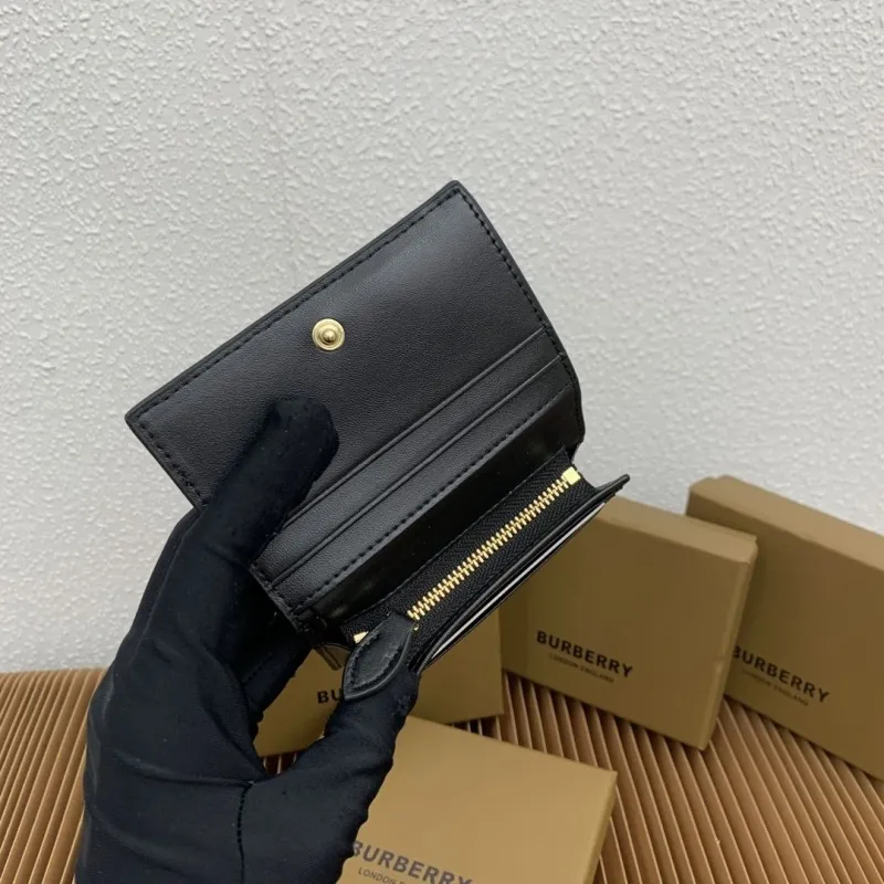 Burberry Black Leather Bifold Wallet - Image 7