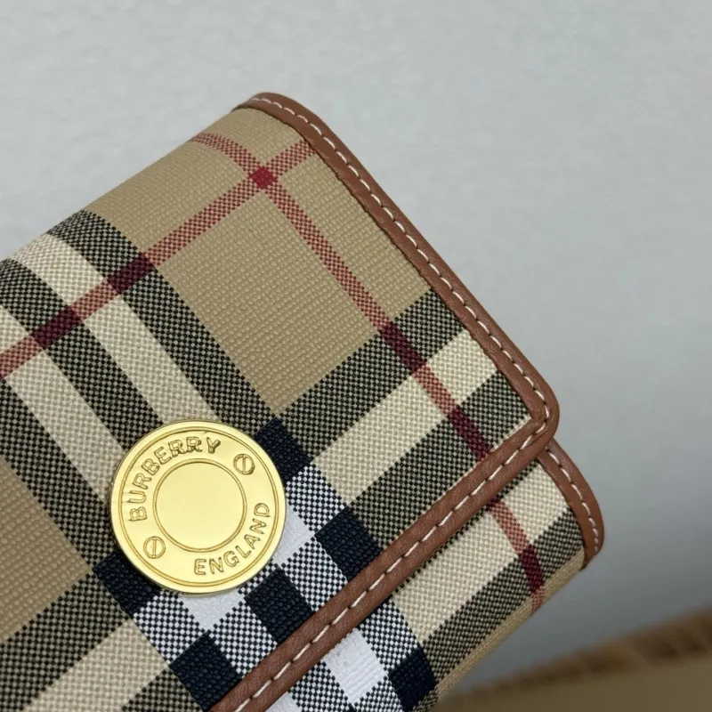 Burberry Vintage Check Small Trifold Wallet - Image 9