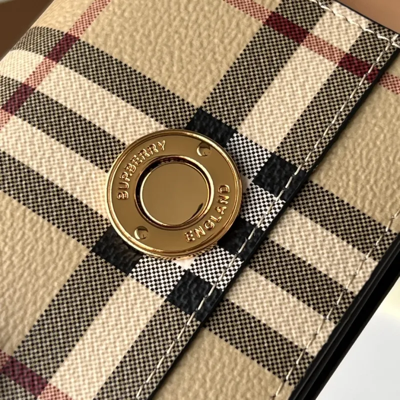 Burberry Vintage Check Small Bifold Wallet - Image 5