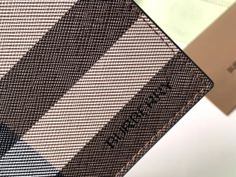 Burberry Signature Check Bifold Wallet 70 - Image 4