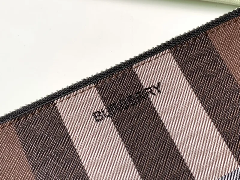 Burberry Classic Check Zip Clutch Bag - Image 5