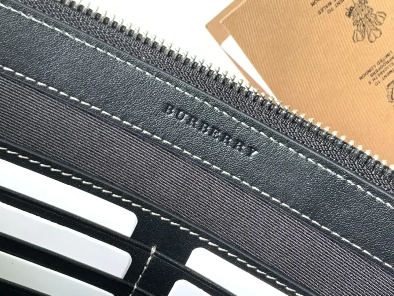 Burberry Classic Check Zip Clutch Bag - Image 9