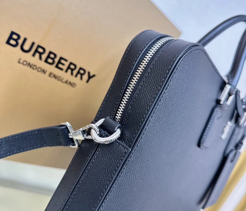 Burberry Men's Black Leather Briefcase - Image 5