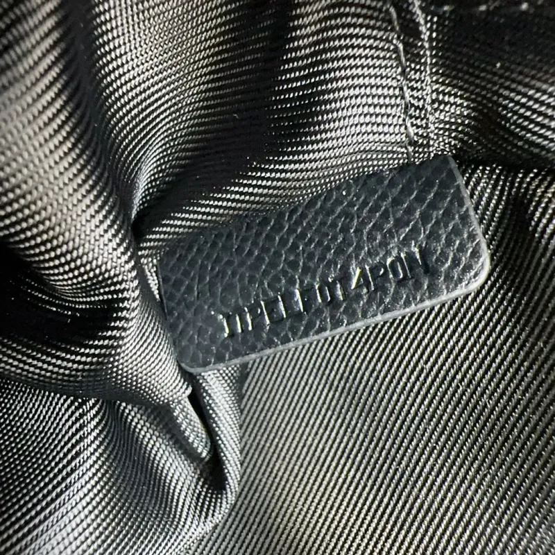 Burberry Men's Black Leather Briefcase - Image 9
