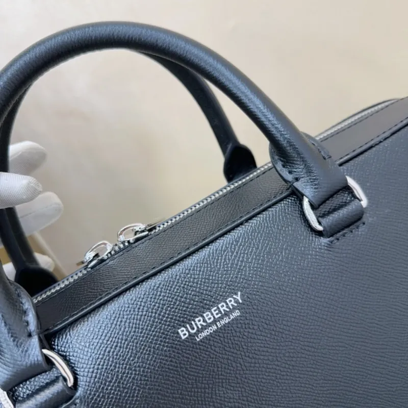 Burberry Men's Black Leather Briefcase - Image 4