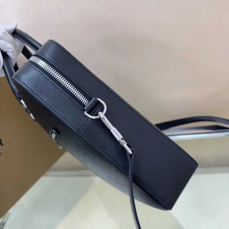 Burberry Men's Black Leather Briefcase - Image 5