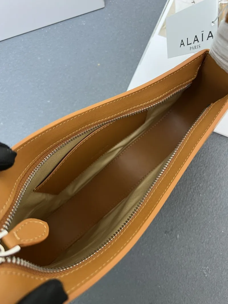 Alaia Top Handle Bags-4 - Image 10