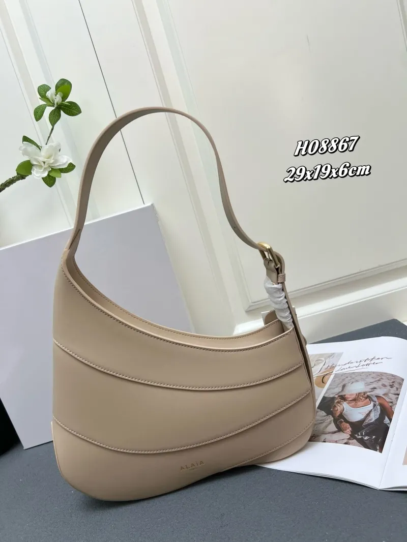 Alaia Top Handle Bags-8