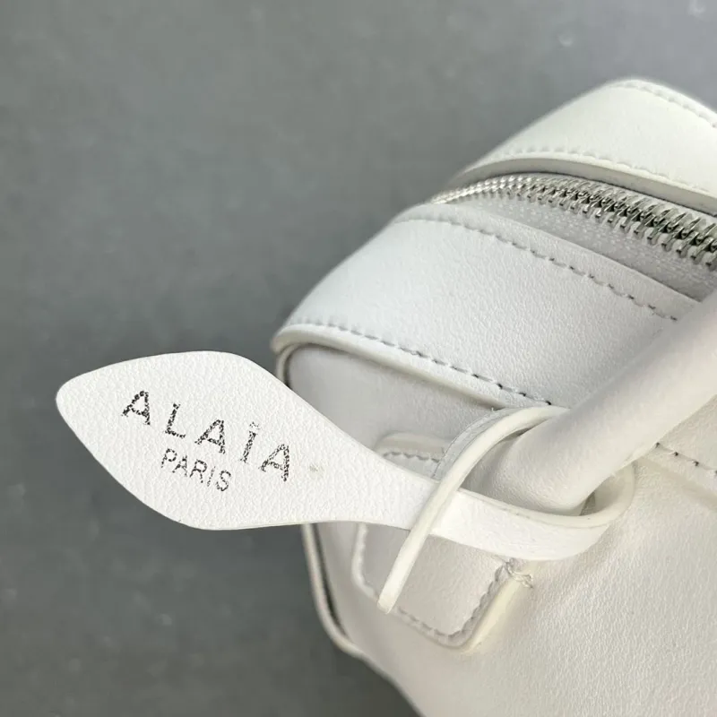 ALAIA White Leather Top Handle Bag - Image 5