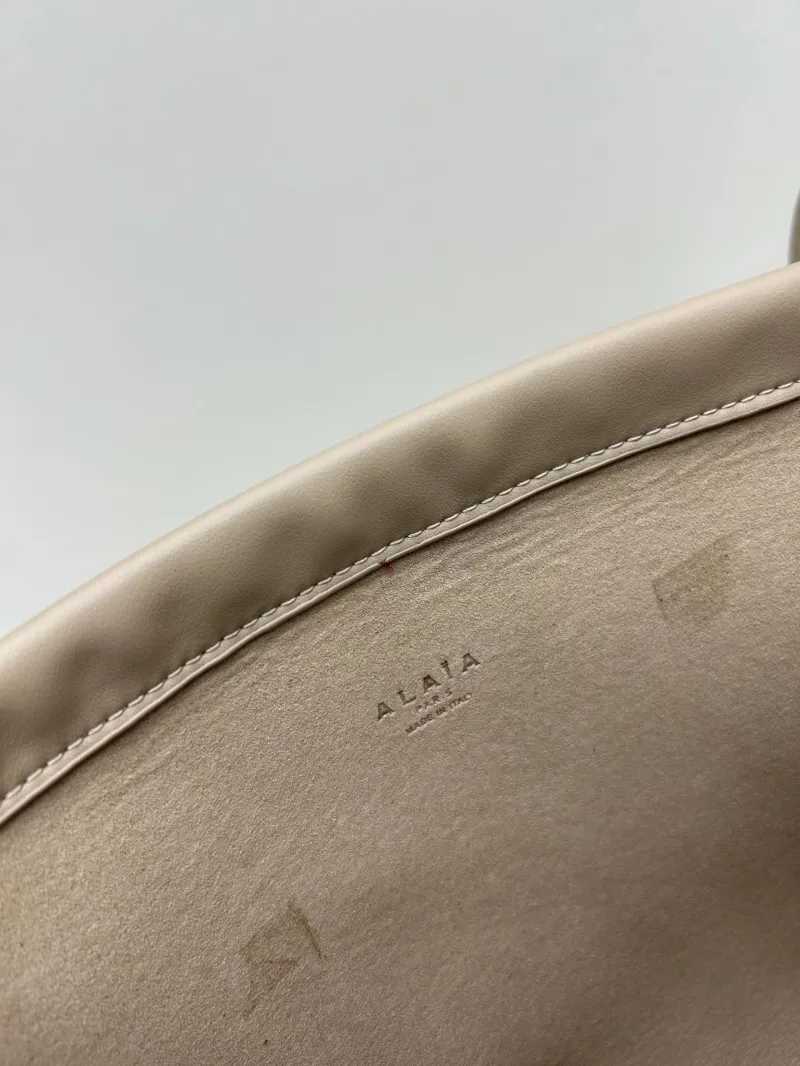 Alaia Top Handle Bags-21 - Image 8