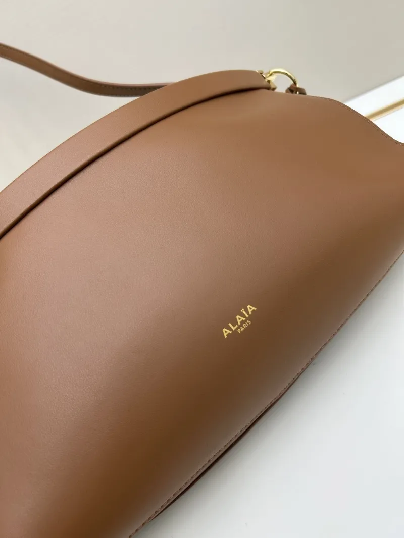 Alaia Top Handle Bags-23 - Image 4